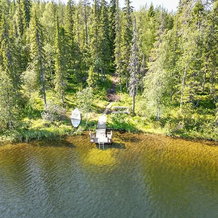 Kotokuusi 1 - Luonnon Keskellae, Sisaeltaeae Siivouksen Ja Wifin Ruka