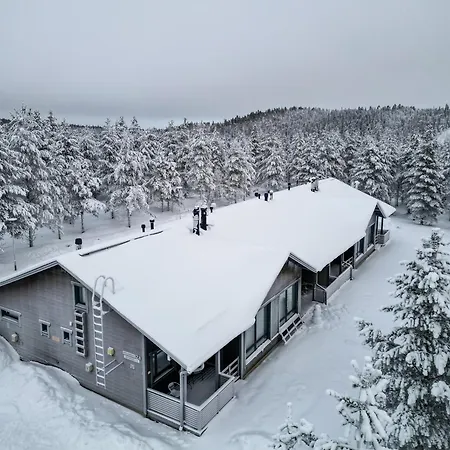 Kotokuusi 1 - Luonnon Keskellae, Sisaeltaeae Siivouksen Ja Wifin Appartamento