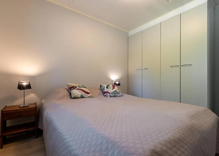 公寓 Kotokuusi 1 - Luonnon Keskellae, Sisaeltaeae Siivouksen Ja Wifin 鲁卡