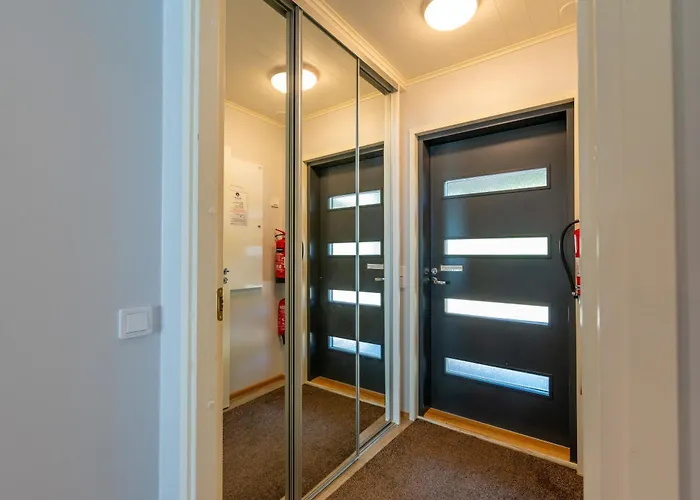 公寓 Kotokuusi 1 - Luonnon Keskellae, Sisaeltaeae Siivouksen Ja Wifin *