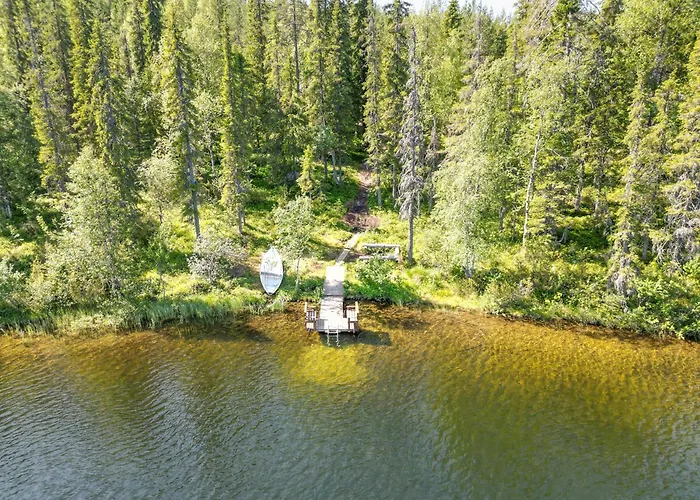 Kotokuusi 1 - Luonnon Keskellae, Sisaeltaeae Siivouksen Ja Wifin 鲁卡